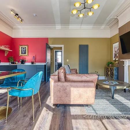 New! Ella's Escape - Luxury Spacious Apartman *