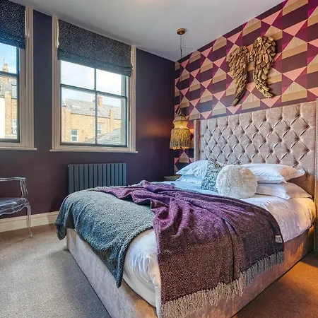 New! Ella's Escape - Luxury Spacious Apartamento